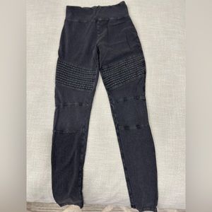 B.P. Nordstrom women’s Moto leggings small